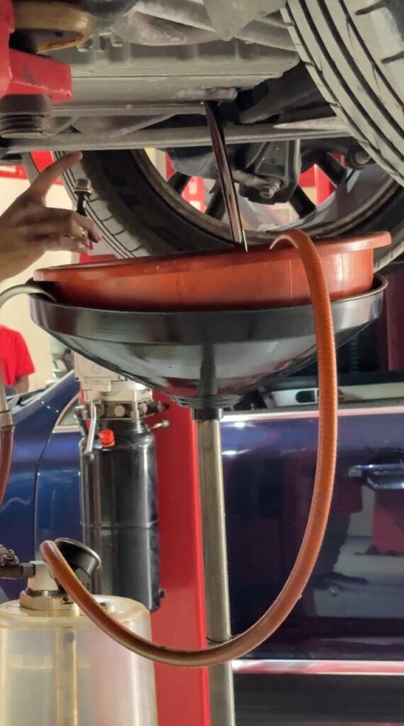 Porsche oil change service in Dubai at Wagenkenner