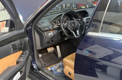 Mercedes E300 service and repair workshop in Al Quoz Dubai – WagenKenner